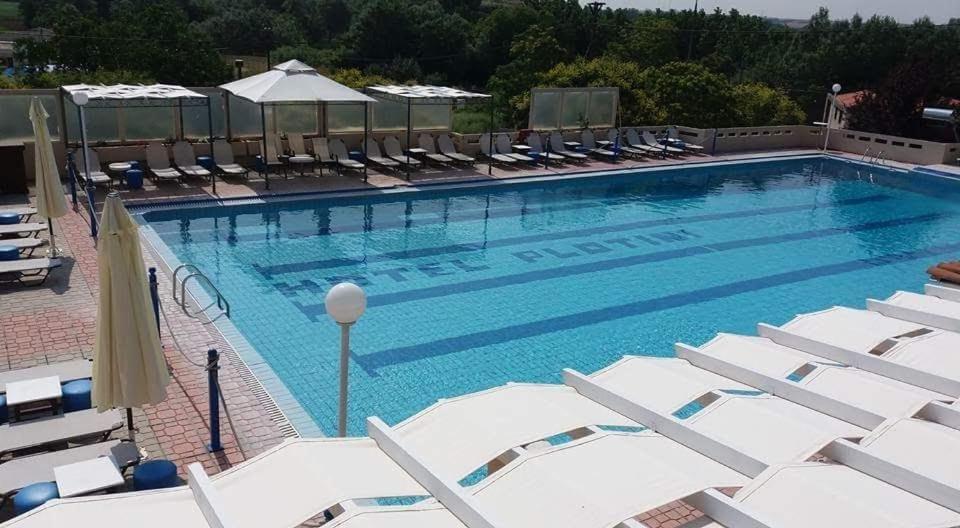 Plotini Hotel Dhidhimotikhon Bagian luar foto