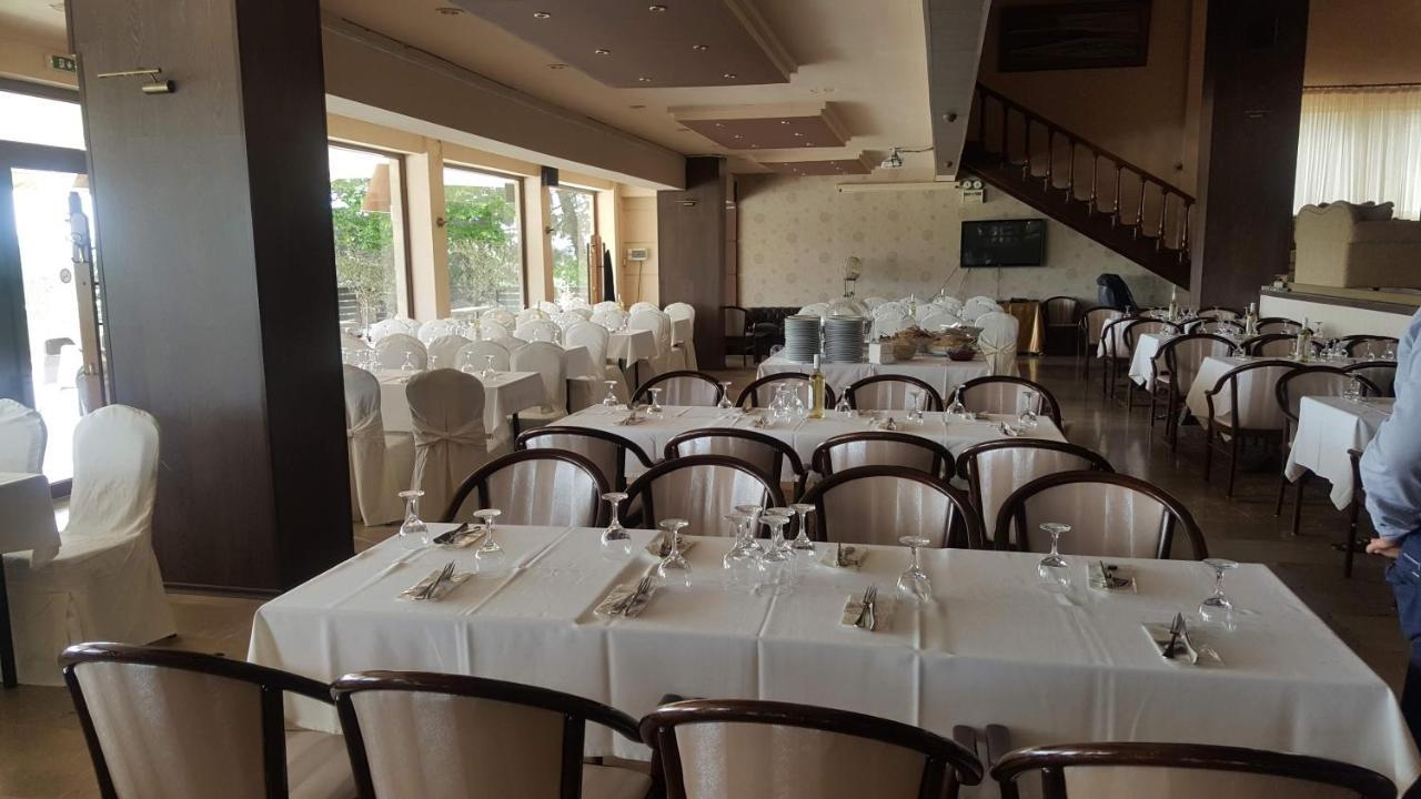 Plotini Hotel Dhidhimotikhon Bagian luar foto