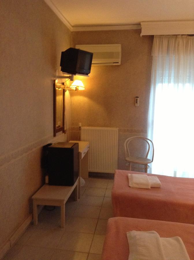 Plotini Hotel Dhidhimotikhon Ruang foto